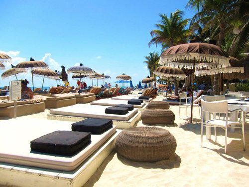 indigo beach club playa del carmen